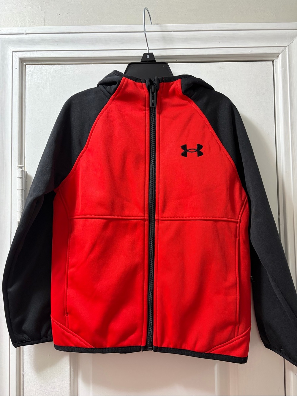 Under Armour Red and Black Kids Fleece Lined Waterproof Hooded Jacket Size 5 NWT